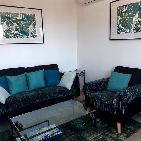 Joli Appartement, Piscine, Jacuzzi Sainte-Suzanne Kültér fotó